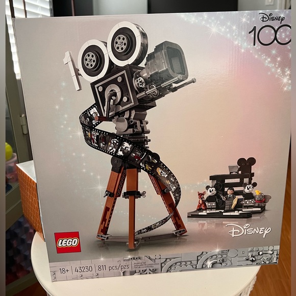 Lego Other - LEGO Disney 43230